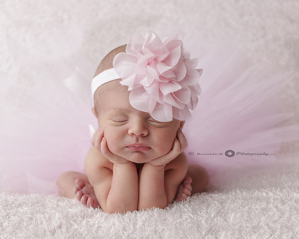 Bumble-B Newborn Photography- Woodsboro- Corpus Christi Moms Blog