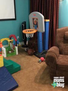 we-arent-celebrating-christmas-playroom-without-a-tree-corpus-christi-moms-blog