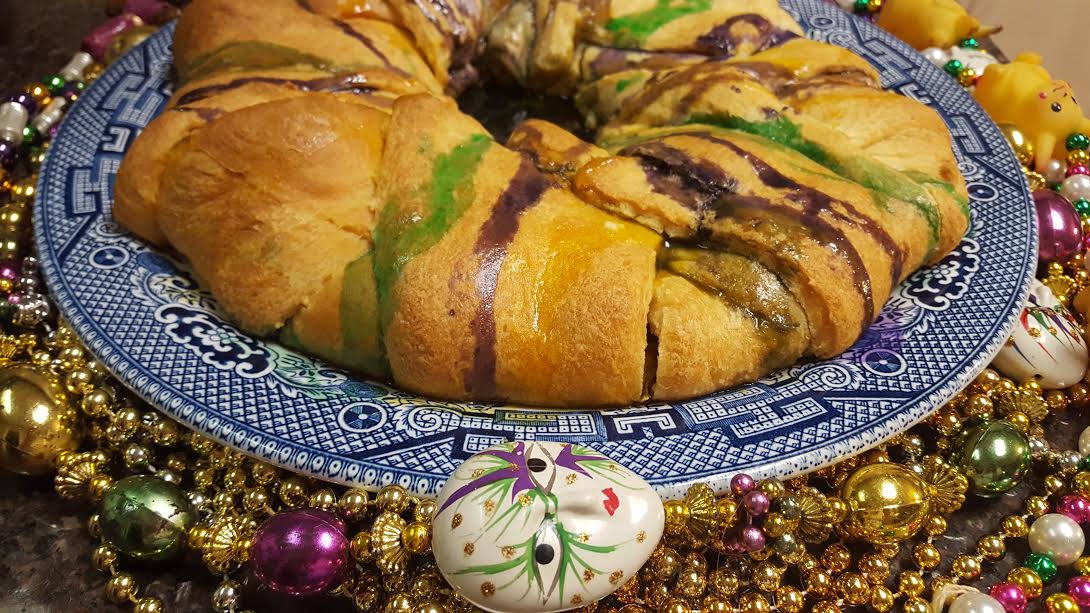 King Cake- Corpus Christi Moms Blog