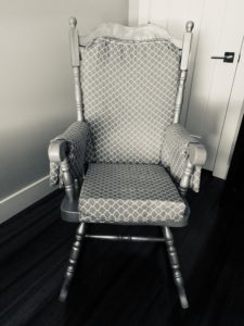 mothering chair 