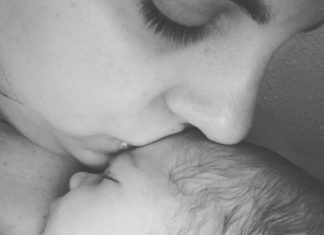 Mom kissing her baby : Coastal Bend Mom Collective
